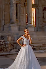 Cyrus Madonna Yaka Çiçekli A Kesim Gelinlik