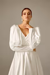 Ella Gigot Kol Saten Sade A Kesim Gelinlik - Mediha Cambaz Bridal