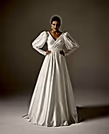Ella Gigot Kol Saten Sade A Kesim Gelinlik - Mediha Cambaz Bridal