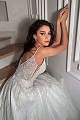 Ruby İpek Tül Dantel V Yaka Helen Gelinlik - Mediha Cambaz Bridal